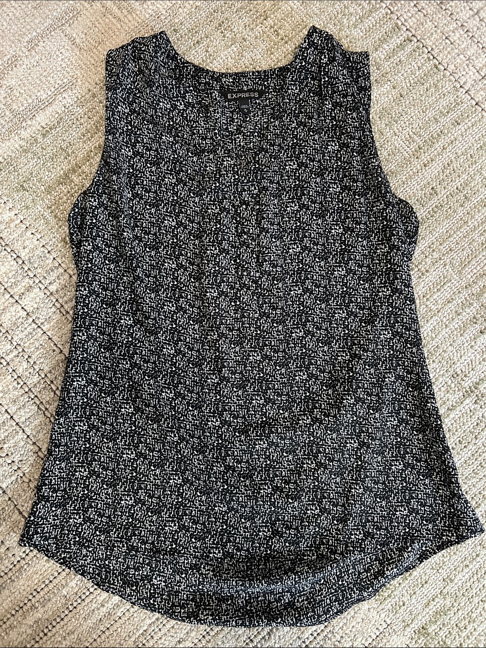 Express Black & White Sleeveless Knit blouse, Medium
